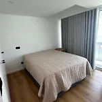 Deluxe Am Фару