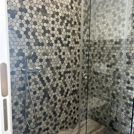 Deluxe Am